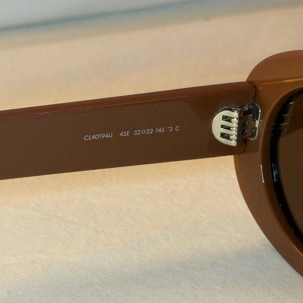 Celine triomphe sunglasses - Picture 8 of 14